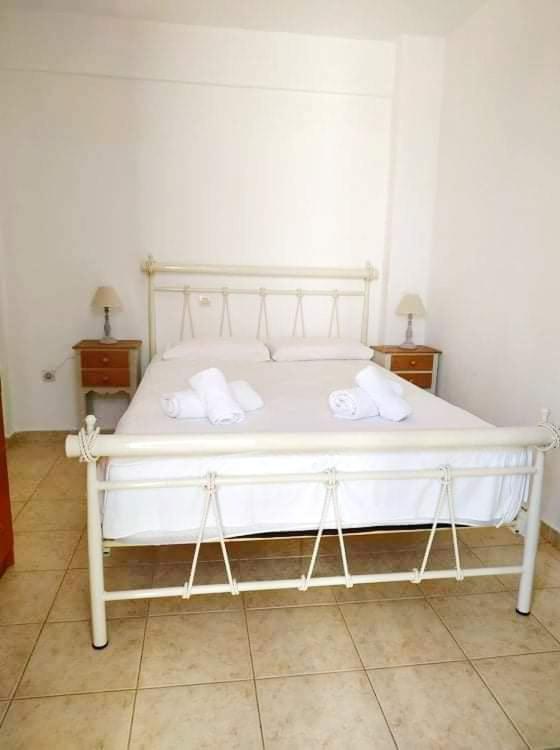 Avra Studios Kymi Bagian luar foto